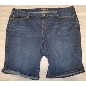 Torrid Bermuda Jean Shorts - Dark Wash - Size 26 - Lightly Used